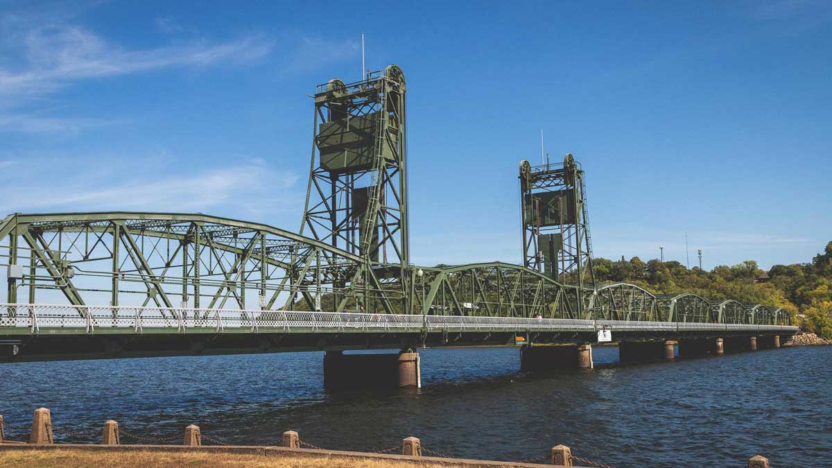 Daniel Graves Stillwater MN - Stillwater Historic Lift Bridge